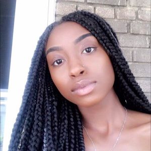 Meet your Posher, Janay